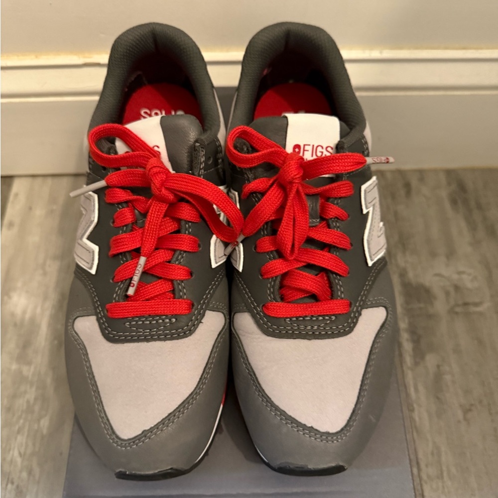 Figs New Balance sneakers size 8 women’s